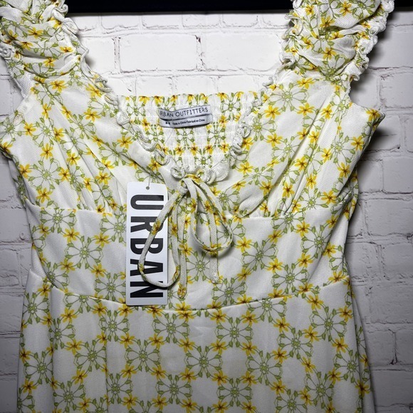 Urban Outfitters Yellow Floral Print Smocked Square Neck Tie Front Mini Dress M - Picture 3 of 7